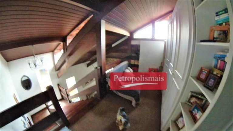 Imagem Casa com 3 Quartos à Venda, em São Sebastião - Petrópolis Imagem Casa com 3 Quartos à Venda, em São Sebastião - Petrópolis