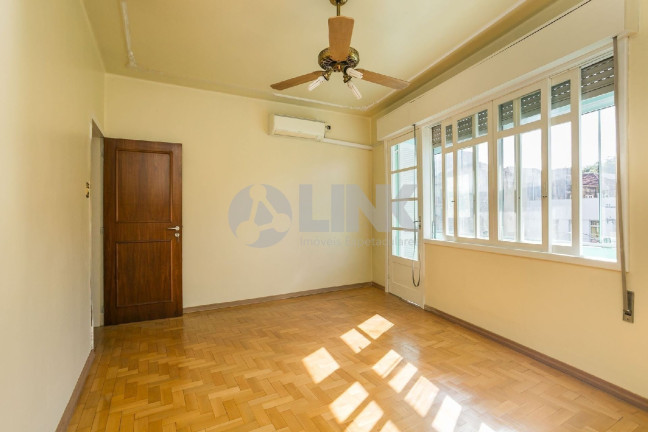 Imagem Apartamento com 3 Quartos à Venda, 81 m² em Azenha - Porto Alegre Imagem Apartamento com 3 Quartos à Venda, 81 m² em Azenha - Porto Alegre