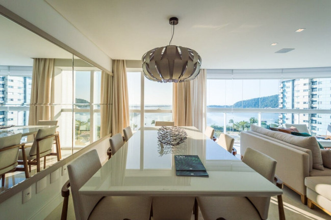 Imagem Cobertura com 3 Quartos à Venda, 328 m² em Fazenda - Itajaí Imagem Cobertura com 3 Quartos à Venda, 328 m² em Fazenda - Itajaí
