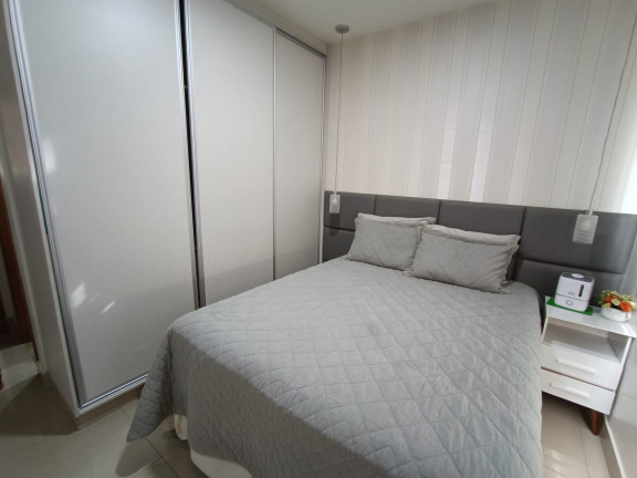 Imagem Imóvel com 
            	3             Quartos à Venda, 130 m² em 
            	Jardim Pampulha             - 
            	Aparecida De Goiania            