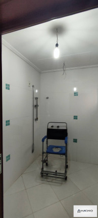 Imagem Casa com 4 Quartos à Venda, 257 m² em Centro - Cascavel