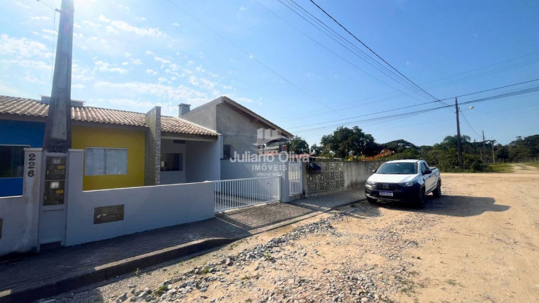 Imagem Casa com 2 Quartos à Venda, 68 m² em Pontal Do Norte - Itapoá Imagem Casa com 2 Quartos à Venda, 68 m² em Pontal Do Norte - Itapoá