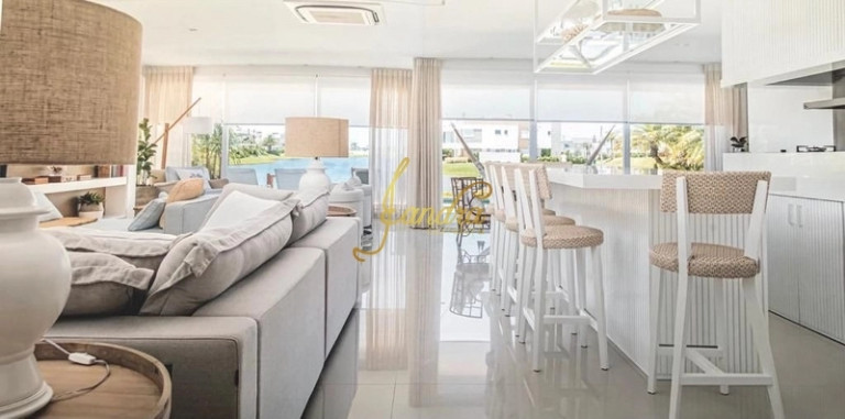 Imagem Casa de Condomínio com 5 Quartos à Venda, 389 m² em Centro - Xangri-la