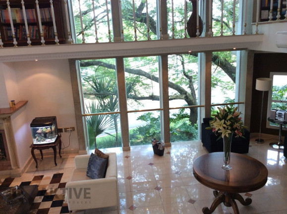 Imagem Casa de Condomínio com 5 Quartos à Venda, 1.280 m² em Alphaville - Santana De Parnaíba Imagem Casa de Condomínio com 5 Quartos à Venda, 1.280 m² em Alphaville - Santana De Parnaíba