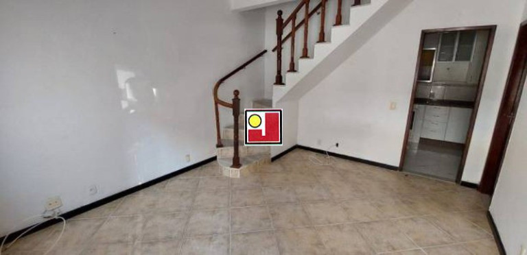 Imagem Casa com 4 Quartos à Venda, 200 m² em Pechincha - Rio De Janeiro Imagem Casa com 4 Quartos à Venda, 200 m² em Pechincha - Rio De Janeiro