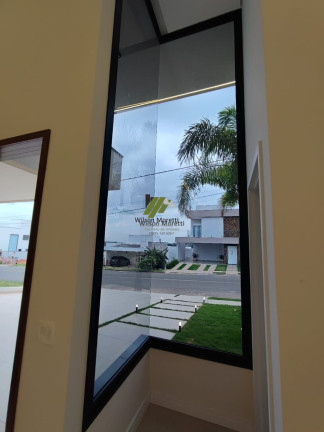 Imagem Casa com 3 Quartos à Venda, 162 m²