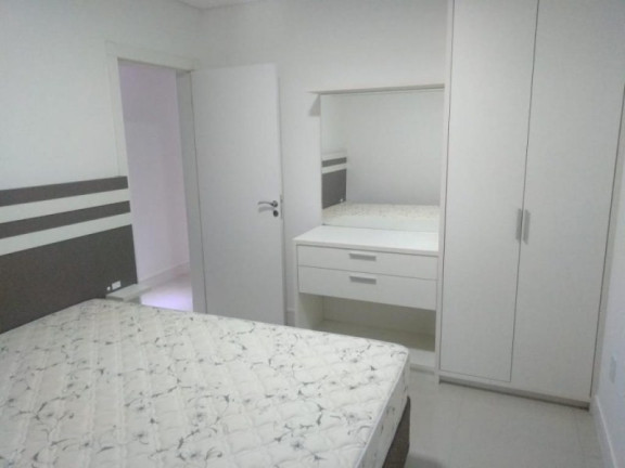 Imagem Imóvel com 3 Quartos à Venda, 115 m² em Centro - Balneário Camboriú Imagem Imóvel com 3 Quartos à Venda, 115 m² em Centro - Balneário Camboriú