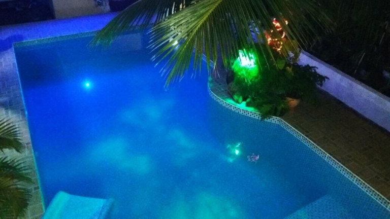 Imagem Casa com 4 Quartos à Venda, 475 m² em Vila Guilhermina - Praia Grande