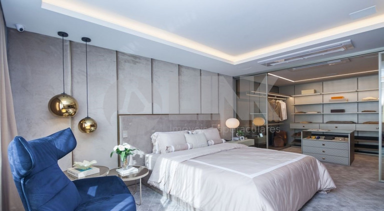 Imagem Apartamento com 4 Quartos à Venda, 291 m² em Moinhos De Vento - Porto Alegre Imagem Apartamento com 4 Quartos à Venda, 291 m² em Moinhos De Vento - Porto Alegre