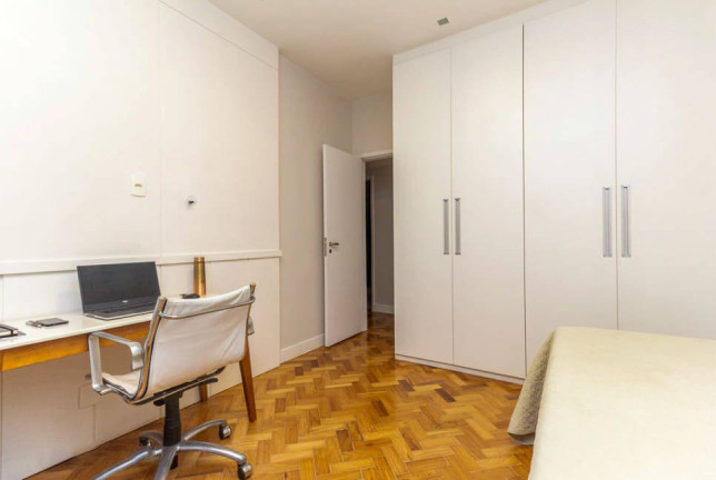 Imagem Apartamento com 3 Quartos à Venda,  em Lagoa - Rio De Janeiro