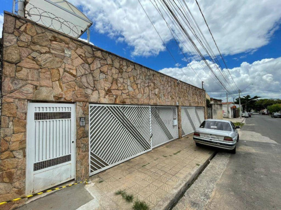 Imagem Casa com 3 Quartos à Venda ou Locação, 375 m² em Vila Barão - Sorocaba Imagem Casa com 3 Quartos à Venda ou Locação, 375 m² em Vila Barão - Sorocaba