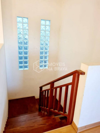 Imagem Casa com 4 Quartos para Alugar, 250 m² em Praia Brava - Itajaí Imagem Casa com 4 Quartos para Alugar, 250 m² em Praia Brava - Itajaí
