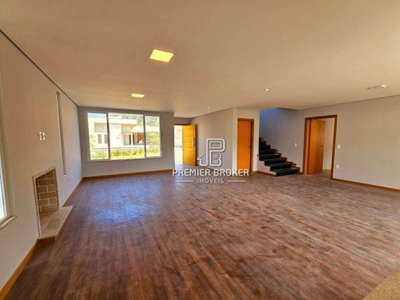 Imagem Casa com 3 Quartos à Venda, 260 m² em Albuquerque - Teresópolis Imagem Casa com 3 Quartos à Venda, 260 m² em Albuquerque - Teresópolis