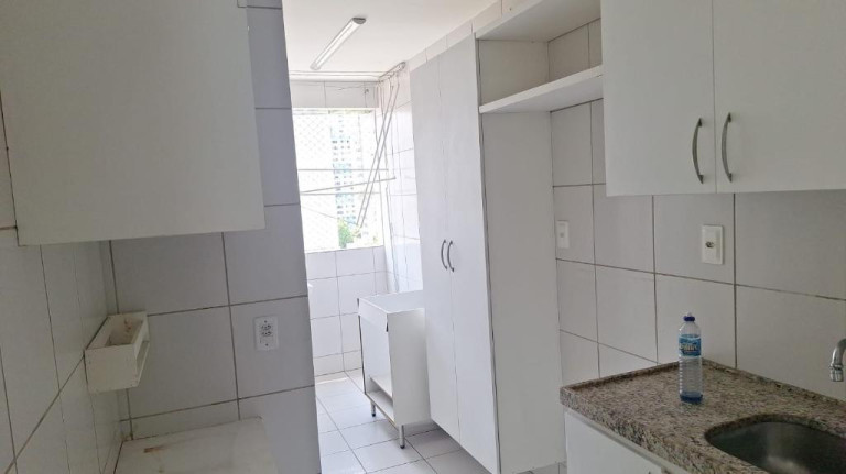 Imagem Apartamento com 2 Quartos para Alugar, 57 m² em Encruzilhada - Recife