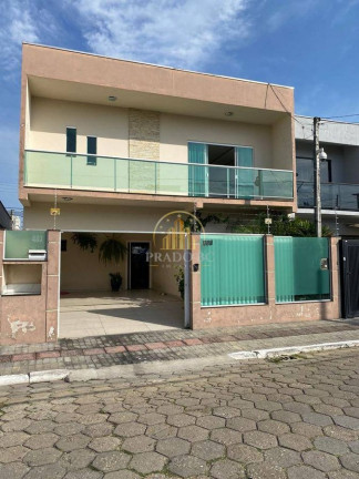 Imagem Sobrado com 3 Quartos à Venda, 170 m² em São João - Itajaí Imagem Sobrado com 3 Quartos à Venda, 170 m² em São João - Itajaí