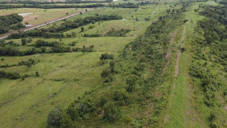 Imagem Fazenda à Venda, 915 m² em Cuiabá Imagem Fazenda à Venda, 915 m² em Cuiabá