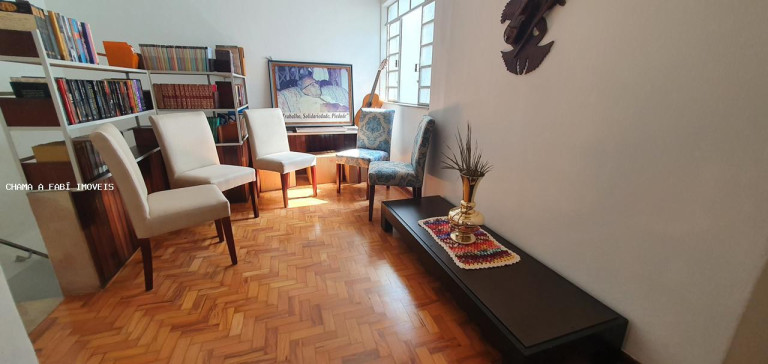 Imagem Casa com 3 Quartos à Venda, 212 m² em Vila Carrão - São Paulo