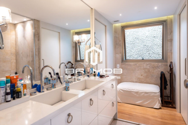 Imagem Casa com 3 Quartos à Venda, 459 m² em Alto De Pinheiros - São Paulo Imagem Casa com 3 Quartos à Venda, 459 m² em Alto De Pinheiros - São Paulo