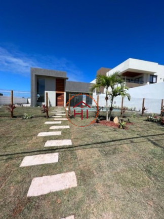 Casa com 3 Quartos à Venda,  em Guarajuba (monte Gordo) - Camaçari