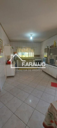 Imagem Imóvel com 4 Quartos à Venda, 250 m² em Fazenda Doeste Ii - Araçoiaba Da Serra - Araçoiaba Da Serra Imagem Imóvel com 4 Quartos à Venda, 250 m² em Fazenda Doeste Ii - Araçoiaba Da Serra - Araçoiaba Da Serra