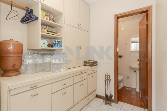 Imagem Apartamento com 4 Quartos à Venda, 191 m² em Mont Serrat - Porto Alegre Imagem Apartamento com 4 Quartos à Venda, 191 m² em Mont Serrat - Porto Alegre