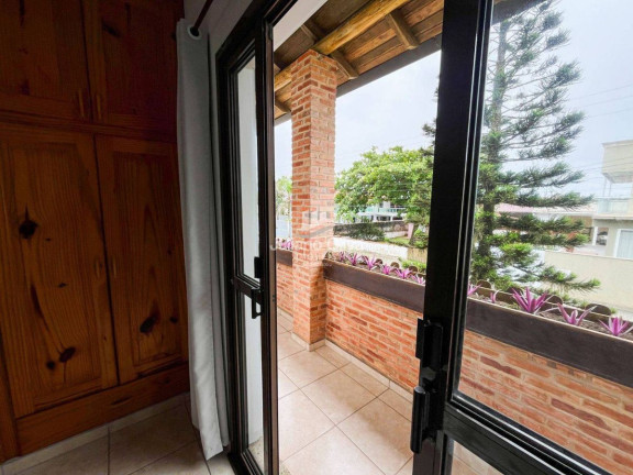 Imagem Sobrado à Venda, 163 m² em Barra Do Sai - Itapoá