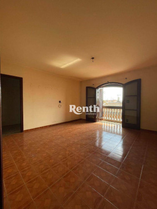 Imagem Sobrado com 3 Quartos à Venda, 244 m² em Estádio - Rio Claro Imagem Sobrado com 3 Quartos à Venda, 244 m² em Estádio - Rio Claro