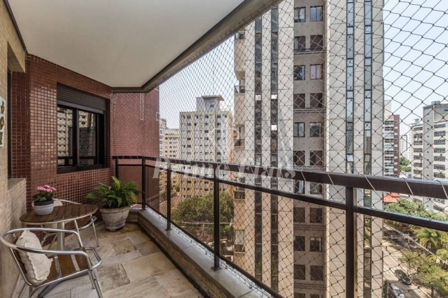 Imagem Apartamento com 3 Quartos para Alugar, 120 m² em Moema - São Paulo Imagem Apartamento com 3 Quartos para Alugar, 120 m² em Moema - São Paulo