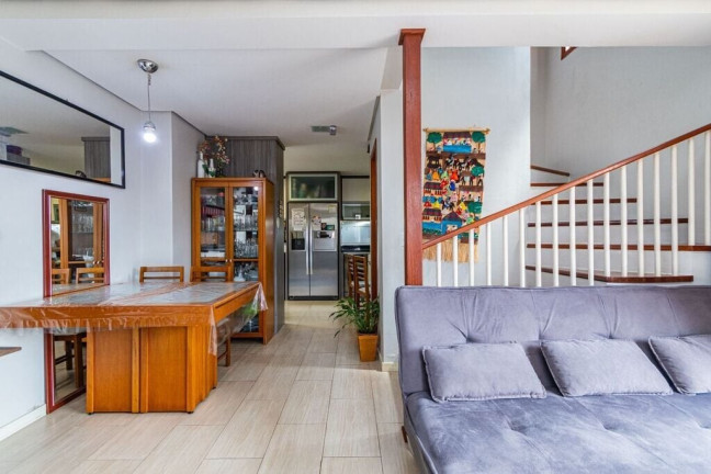 Imagem Casa de Condomínio com 3 Quartos à Venda, 168 m² em Santo Antônio - Porto Alegre Imagem Casa de Condomínio com 3 Quartos à Venda, 168 m² em Santo Antônio - Porto Alegre