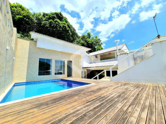 Imagem Casa com 4 Quartos à Venda, 450 m² em Sapê - Niterói Imagem Casa com 4 Quartos à Venda, 450 m² em Sapê - Niterói