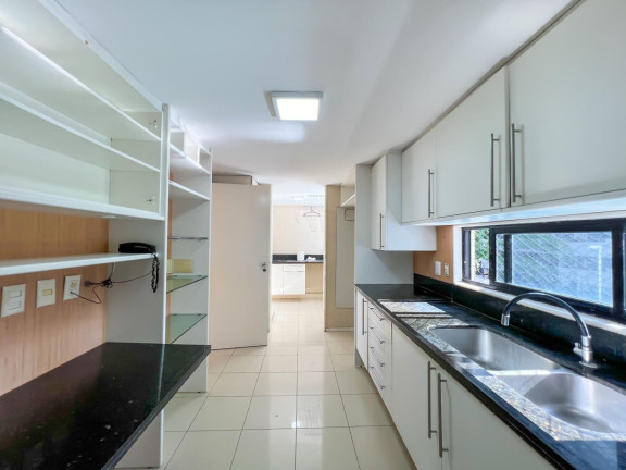 Imagem Apartamento com 3 Quartos à Venda, 150 m² em Casa Forte - Recife Imagem Apartamento com 3 Quartos à Venda, 150 m² em Casa Forte - Recife