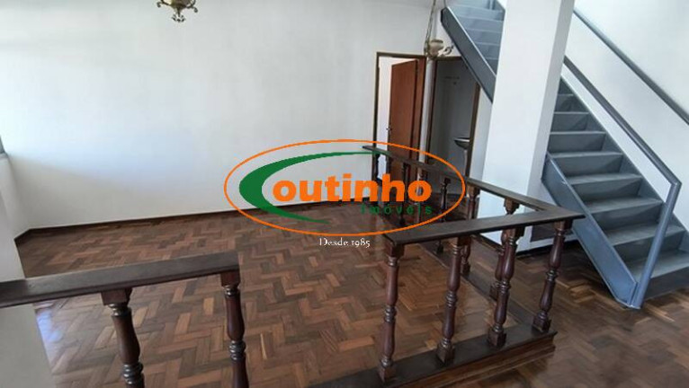 Imagem Apartamento com 5 Quartos à Venda, 240 m² em Tijuca - Rio De Janeiro Imagem Apartamento com 5 Quartos à Venda, 240 m² em Tijuca - Rio De Janeiro