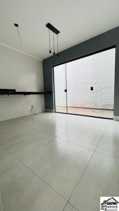 Imagem Casa com 4 Quartos à Venda, 166 m² em Penha De França - São Paulo Imagem Casa com 4 Quartos à Venda, 166 m² em Penha De França - São Paulo