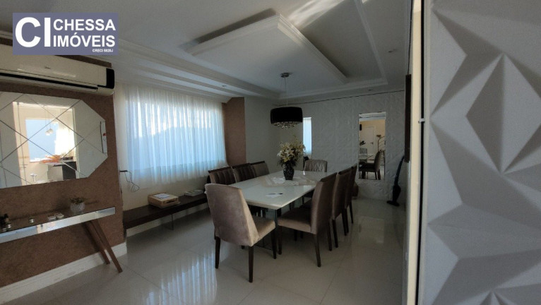 Imagem Casa com 4 Quartos à Venda, 400 m² em São João - Itajaí Imagem Casa com 4 Quartos à Venda, 400 m² em São João - Itajaí