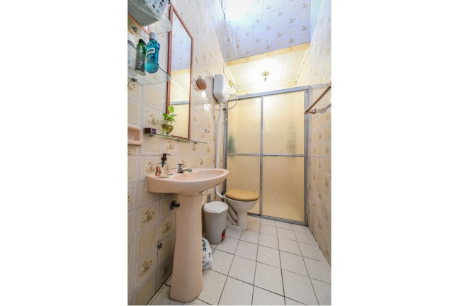 Imagem Casa com 4 Quartos à Venda, 140 m² em Santa Tereza - Porto Alegre Imagem Casa com 4 Quartos à Venda, 140 m² em Santa Tereza - Porto Alegre