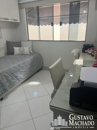 Imagem Casa com 3 Quartos à Venda, 196 m² em Loteamento Bondarovshy - Quatis