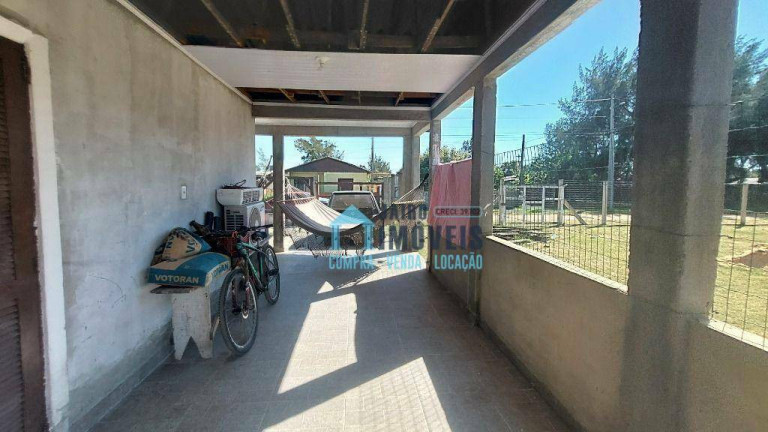 Imagem Casa com 3 Quartos à Venda, 300 m² em Magistério - Balneário Pinhal Imagem Casa com 3 Quartos à Venda, 300 m² em Magistério - Balneário Pinhal