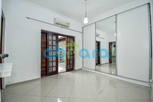 Imagem Apartamento com 2 Quartos à Venda, 100 m² em Botafogo - Rio De Janeiro Imagem Apartamento com 2 Quartos à Venda, 100 m² em Botafogo - Rio De Janeiro