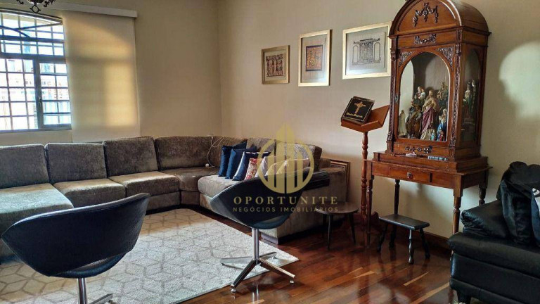 Imagem Casa com 3 Quartos à Venda, 262 m² em Centro - Jardinópolis Imagem Casa com 3 Quartos à Venda, 262 m² em Centro - Jardinópolis