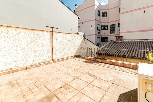 Imagem Casa com 3 Quartos à Venda, 299 m² em Passo Da Areia - Porto Alegre Imagem Casa com 3 Quartos à Venda, 299 m² em Passo Da Areia - Porto Alegre