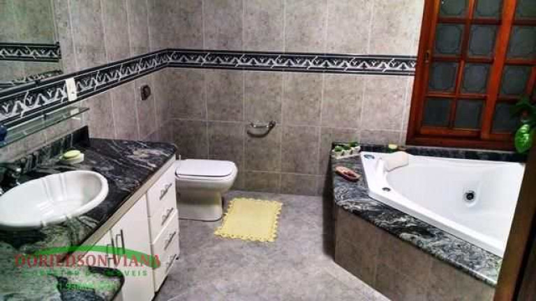 Imagem Casa com 3 Quartos à Venda, 368 m² em Jardim Bom Clima - Guarulhos Imagem Casa com 3 Quartos à Venda, 368 m² em Jardim Bom Clima - Guarulhos