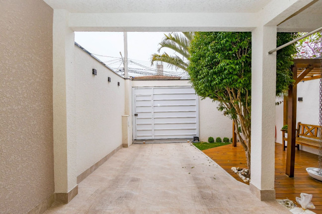 Sobrado com 2 Quartos à Venda, 159 m² em Cidade Industrial - Curitiba