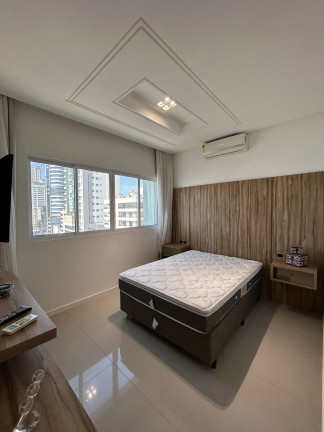 Imagem Apartamento com 3 Quartos à Venda, 131 m² em Meia Praia - Itapema Imagem Apartamento com 3 Quartos à Venda, 131 m² em Meia Praia - Itapema