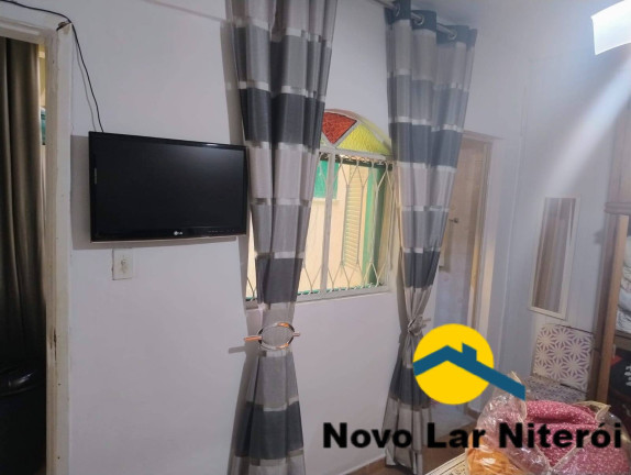 Imagem Casa com 8 Quartos à Venda, 270 m² em São Domingos - Niterói Imagem Casa com 8 Quartos à Venda, 270 m² em São Domingos - Niterói