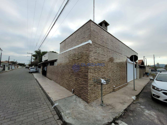 Imagem Casa com 5 Quartos à Venda, 280 m² em Praia De Armação Do Itapocorói - Penha Imagem Casa com 5 Quartos à Venda, 280 m² em Praia De Armação Do Itapocorói - Penha
