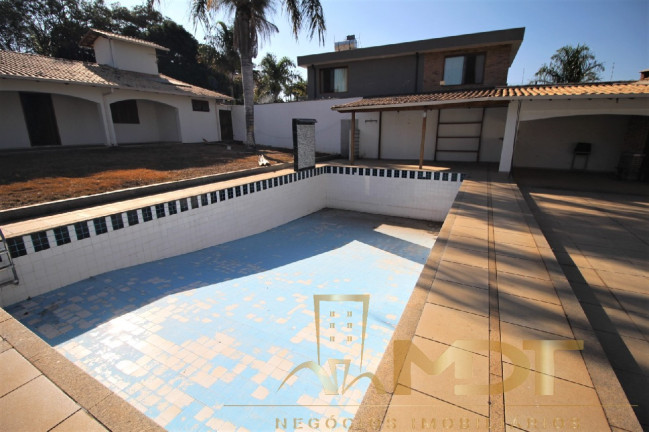 Imagem Casa com 3 Quartos à Venda, 260 m² em Braúnas - Belo Horizonte Imagem Casa com 3 Quartos à Venda, 260 m² em Braúnas - Belo Horizonte