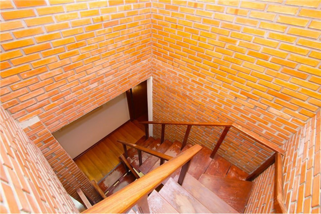 Imagem Casa com 5 Quartos à Venda, em São José - Porto Alegre Imagem Casa com 5 Quartos à Venda, em São José - Porto Alegre