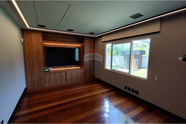 Imagem Casa de Condomínio com 5 Quartos à Venda, 1.013 m² em Barra Da Tijuca - Rio De Janeiro