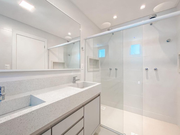 Imagem Apartamento com 3 Quartos à Venda, 126 m² em Centro - Balneário Camboriú Imagem Apartamento com 3 Quartos à Venda, 126 m² em Centro - Balneário Camboriú
