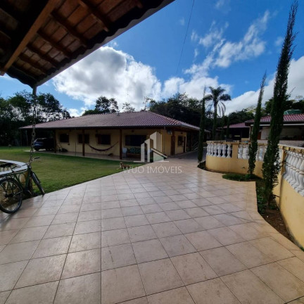 Imagem Chácara com 5 Quartos à Venda, em Jardim Costão - Santa Branca Imagem Chácara com 5 Quartos à Venda, em Jardim Costão - Santa Branca